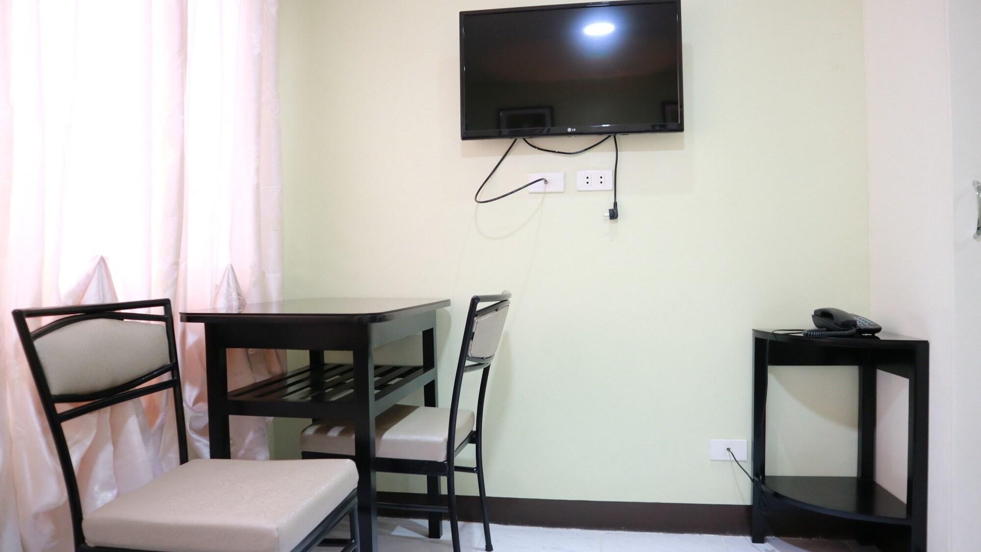 Doniti Suites And Events Place 曼达卢永 外观 照片
