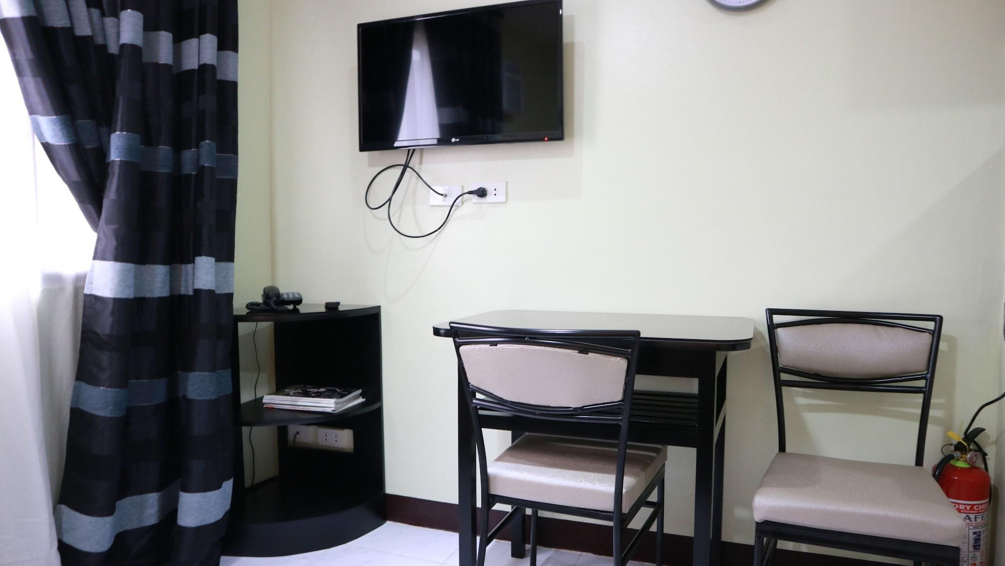 Doniti Suites And Events Place 曼达卢永 外观 照片
